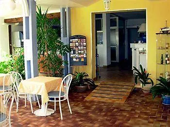 Les Dunes Hotel